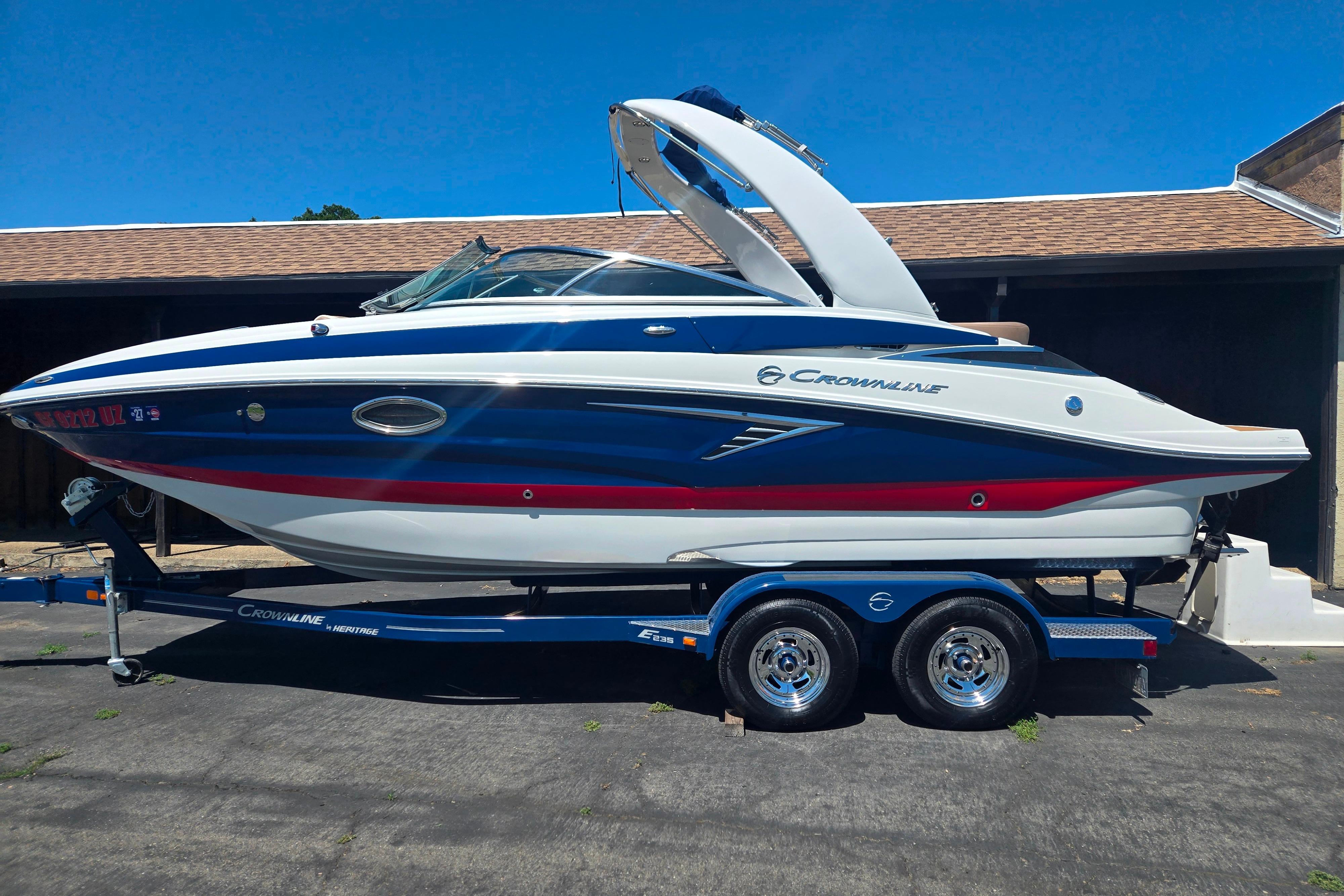 2021 Crownline Eclipse E235