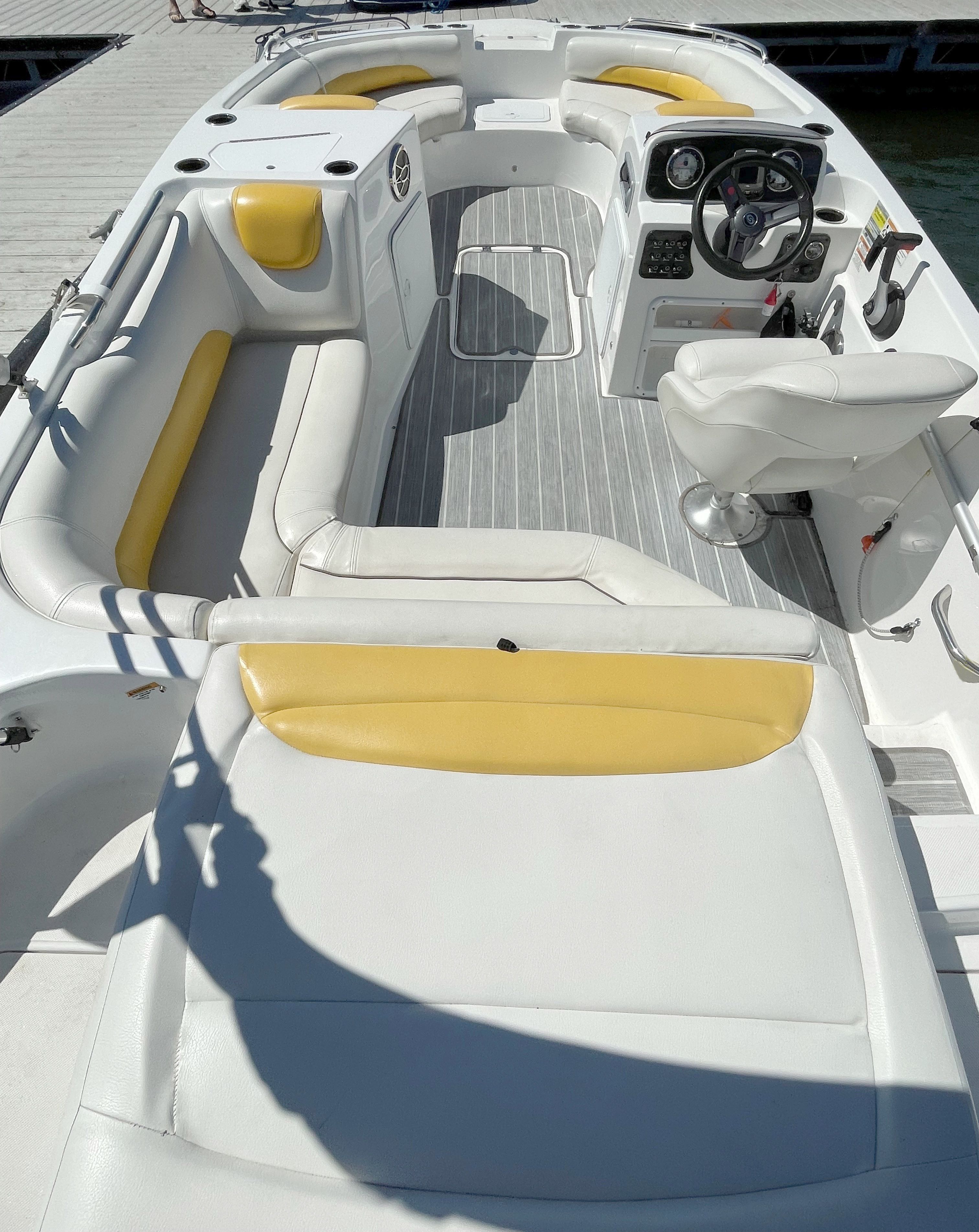 2016 Hurricane Sundeck - 6