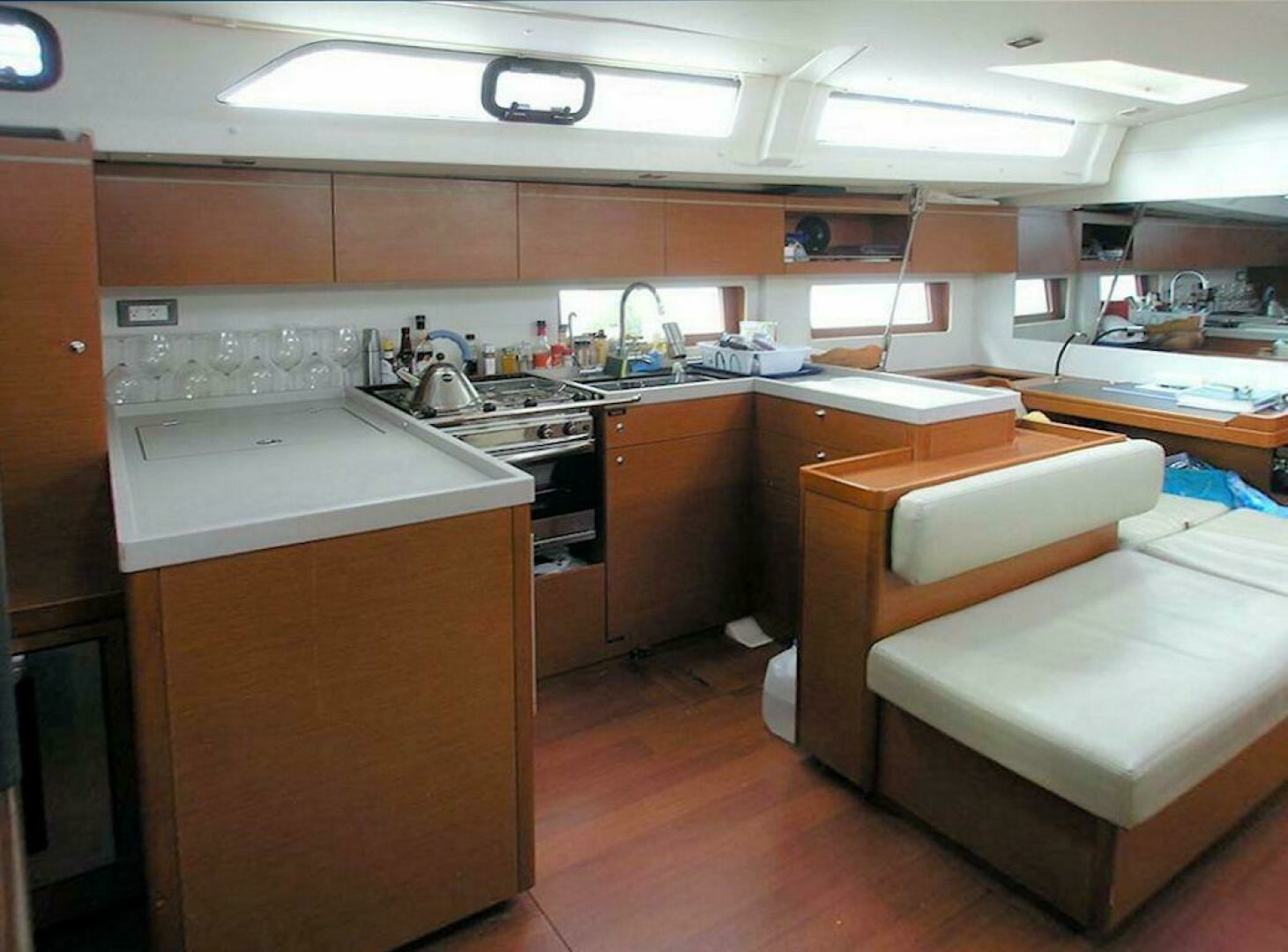 2019 Beneteau 51.1 - Image 9
