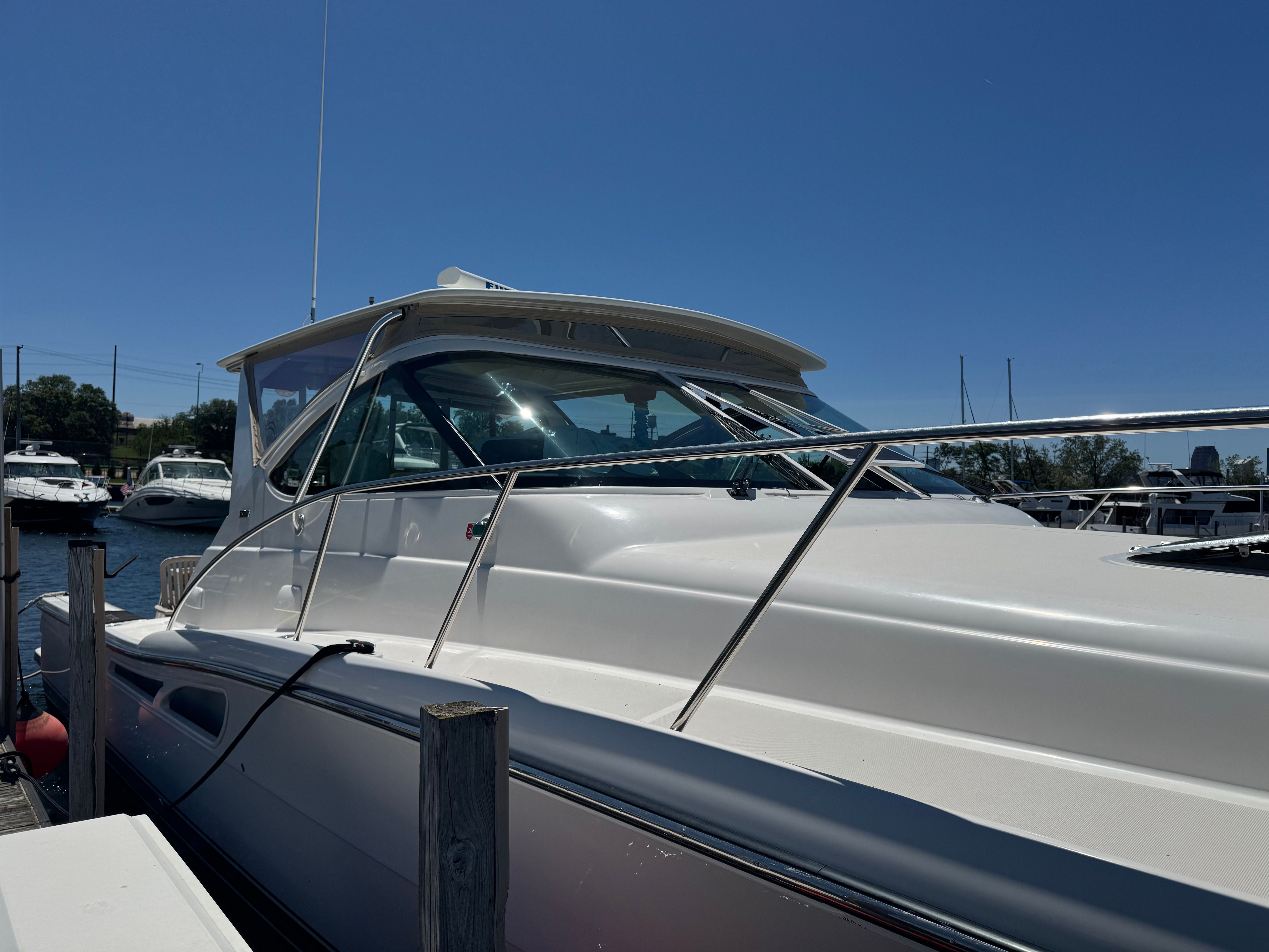 2003 Tiara Yachts 5000 Open - 6