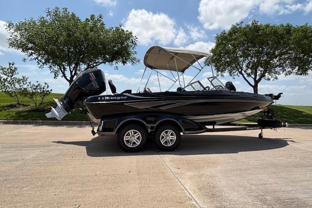 2026 Ranger 212LS