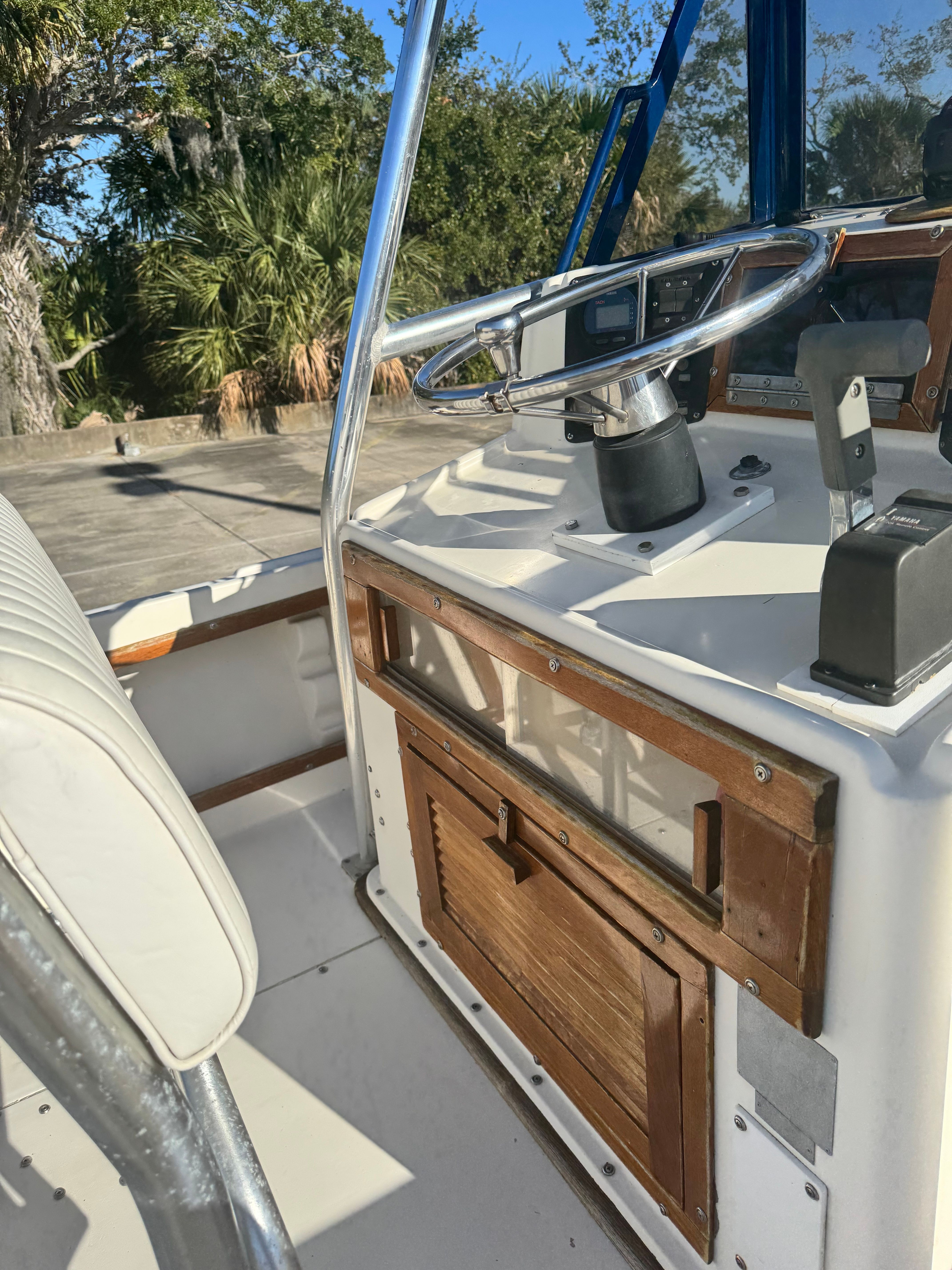 1985 Mako 235 - 5