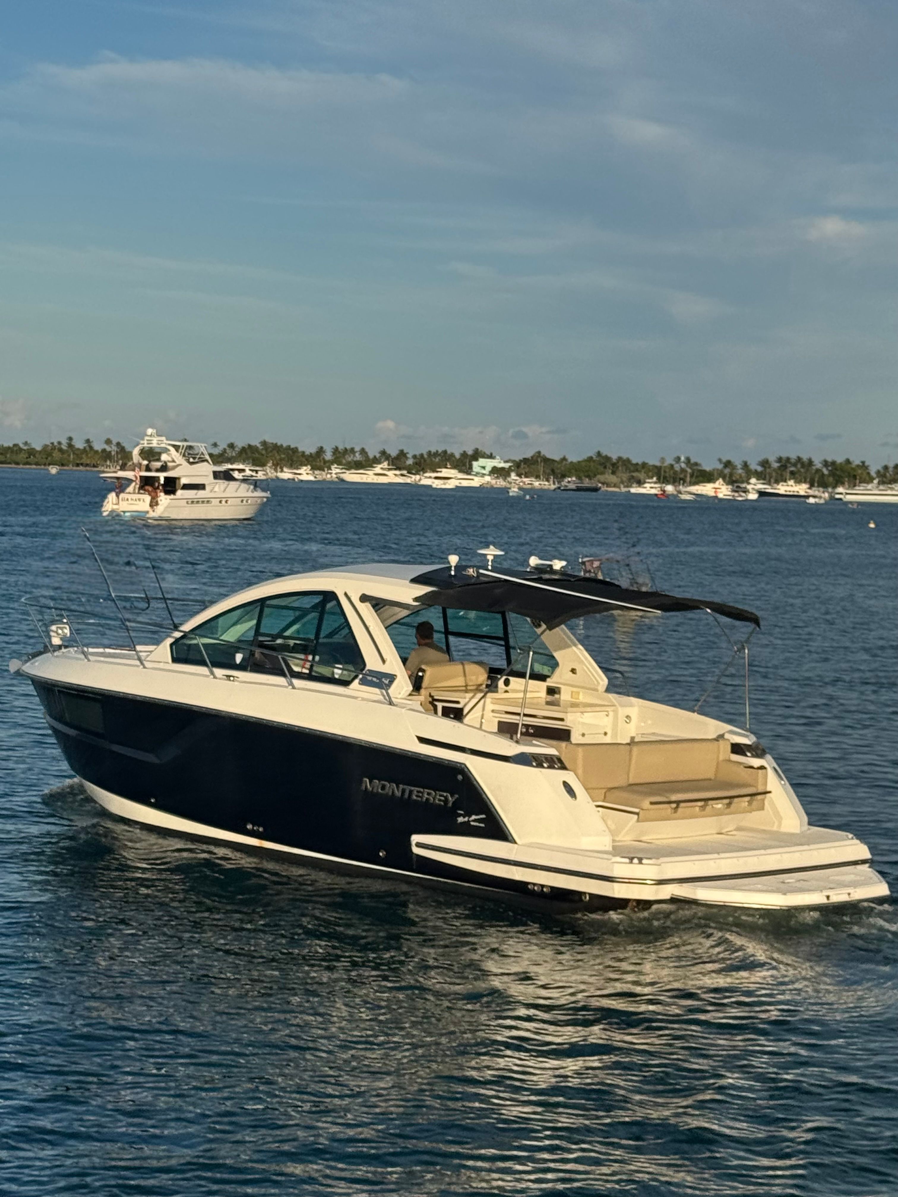 2016 Monterey 360 Sport Coupe - 3