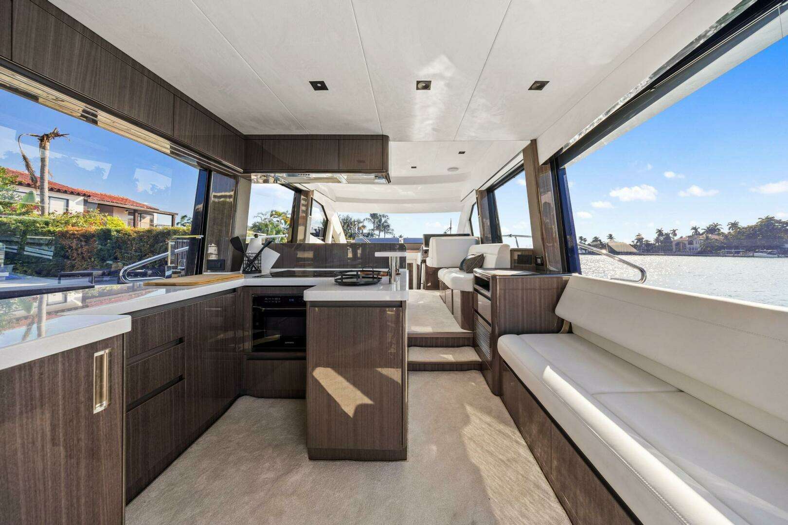 2025 Galeon 50 FLY - Image 13