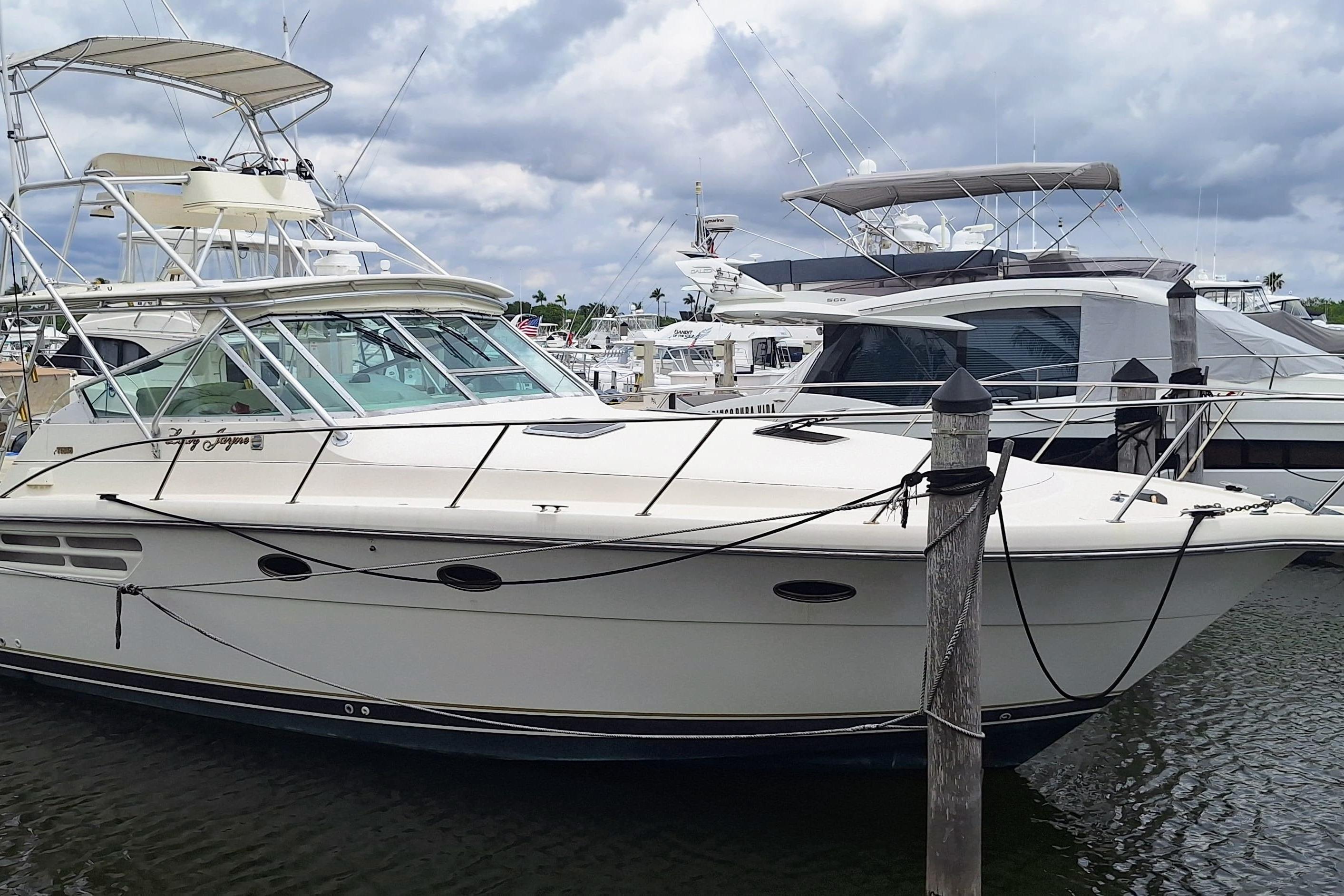 1998 Tiara Yachts 4100 Open