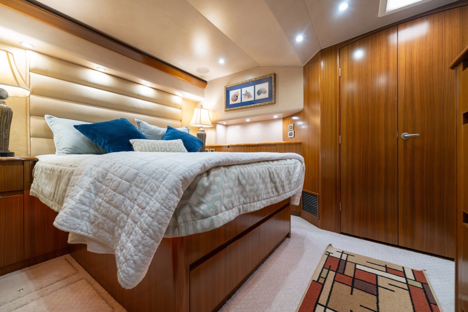 2012 Viking 60 Convertible - Image 50