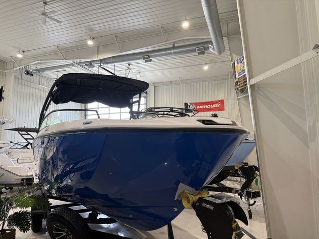 2025 Yamaha Boats AR250 - 2