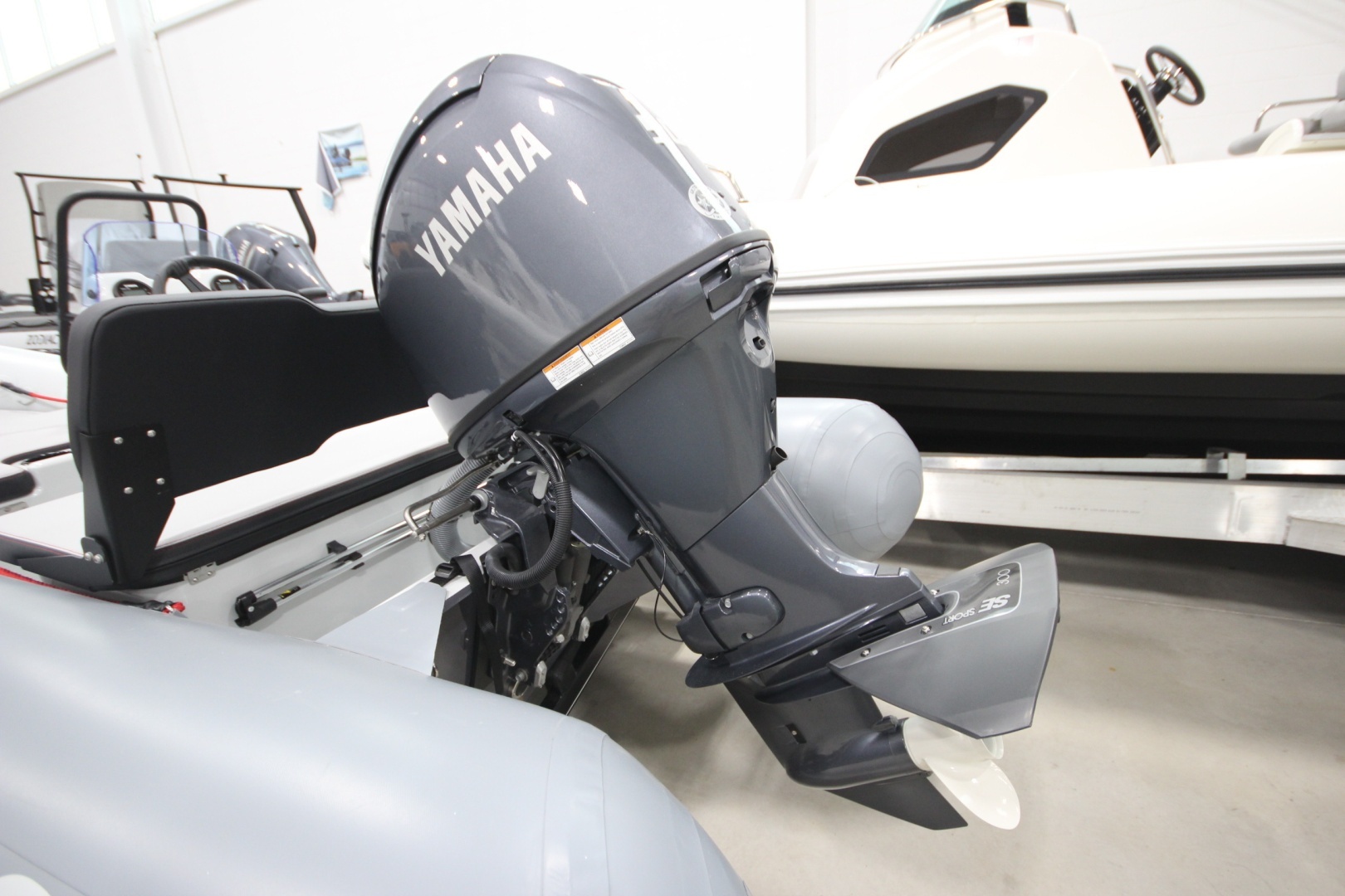 2026 Zodiac Open 4.2 NEO F50 - Image 4