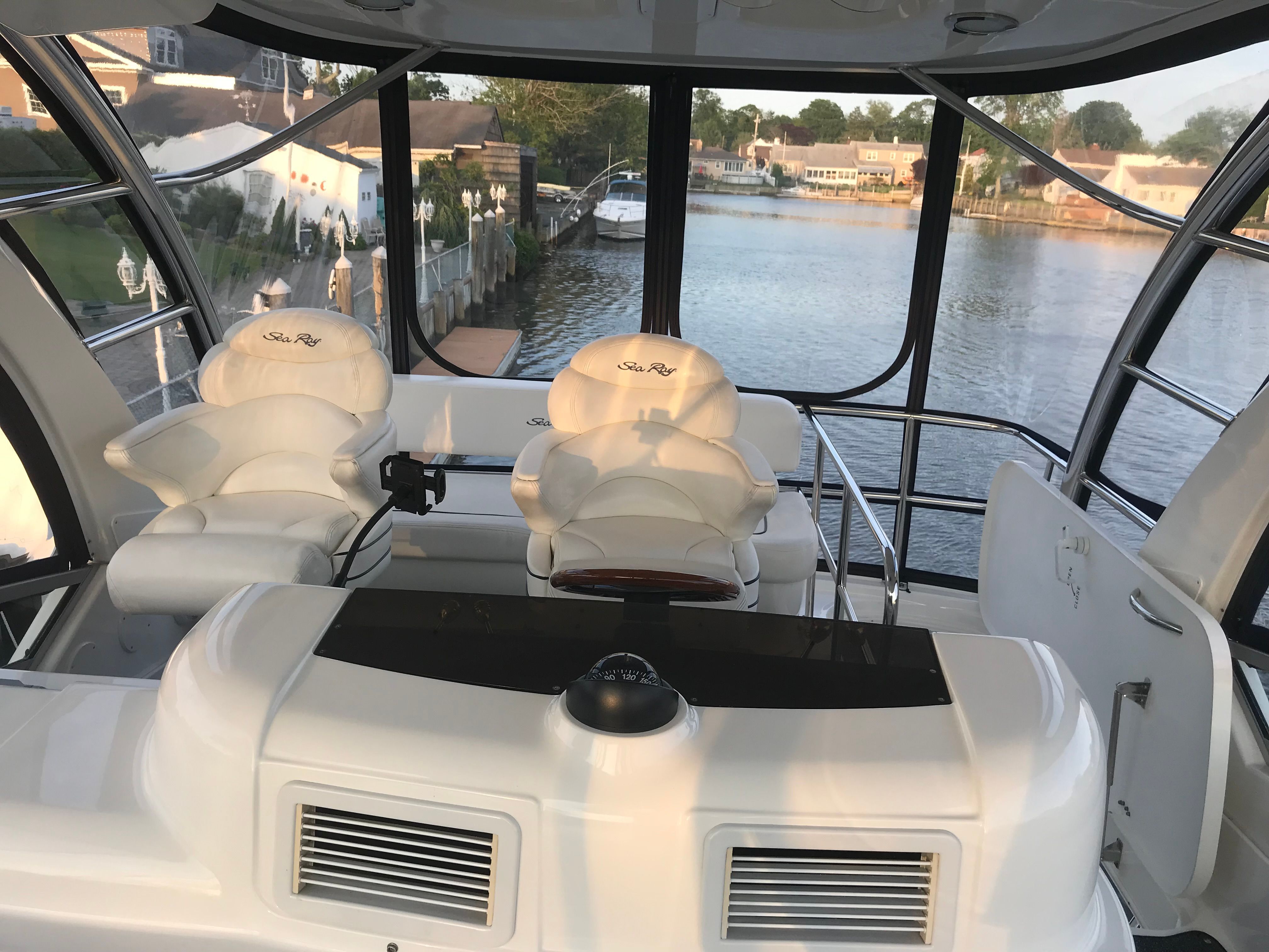 2005 Sea Ray 500 Sedan Bridge - 7
