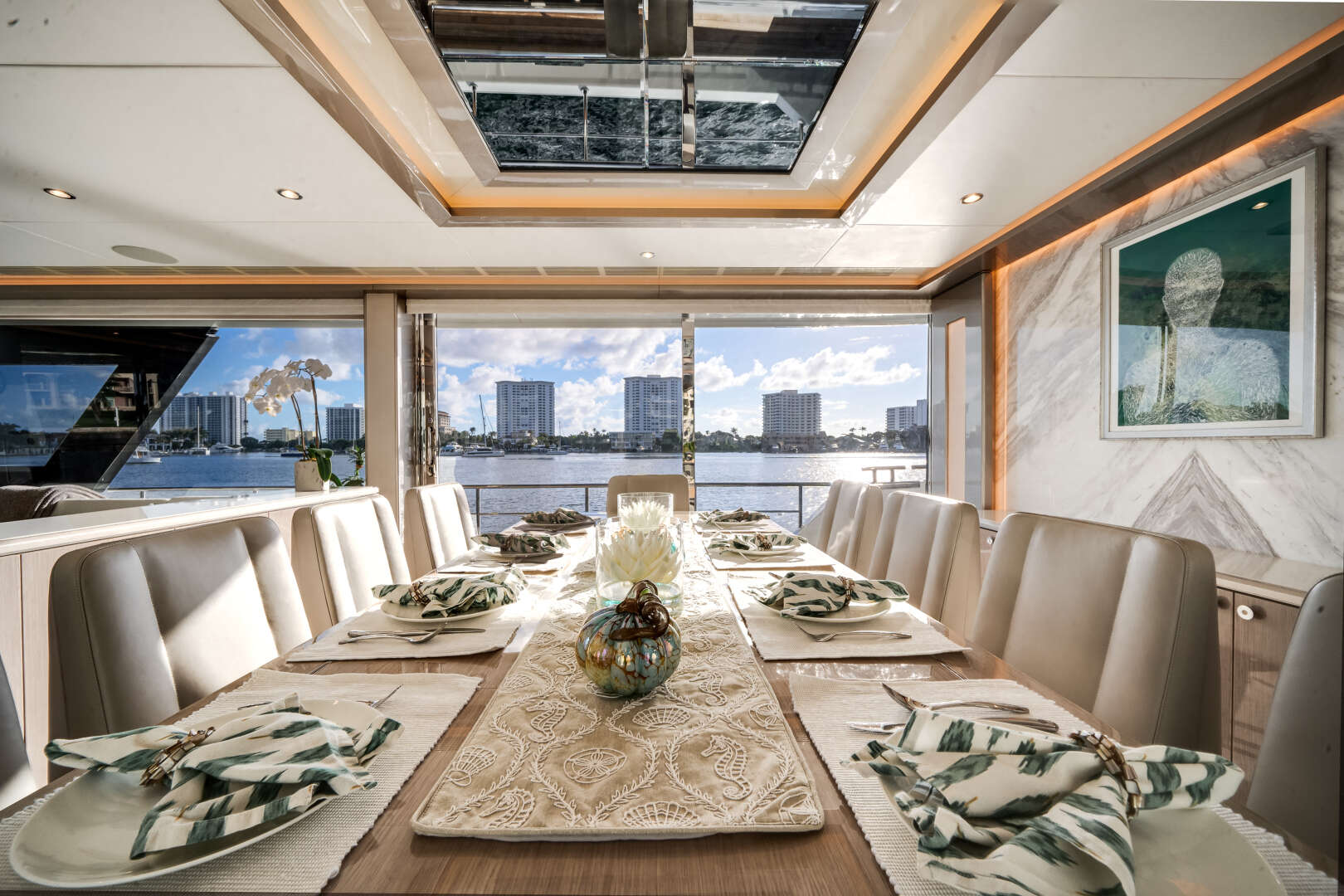 2022 Ocean Alexander 32L - Image 23