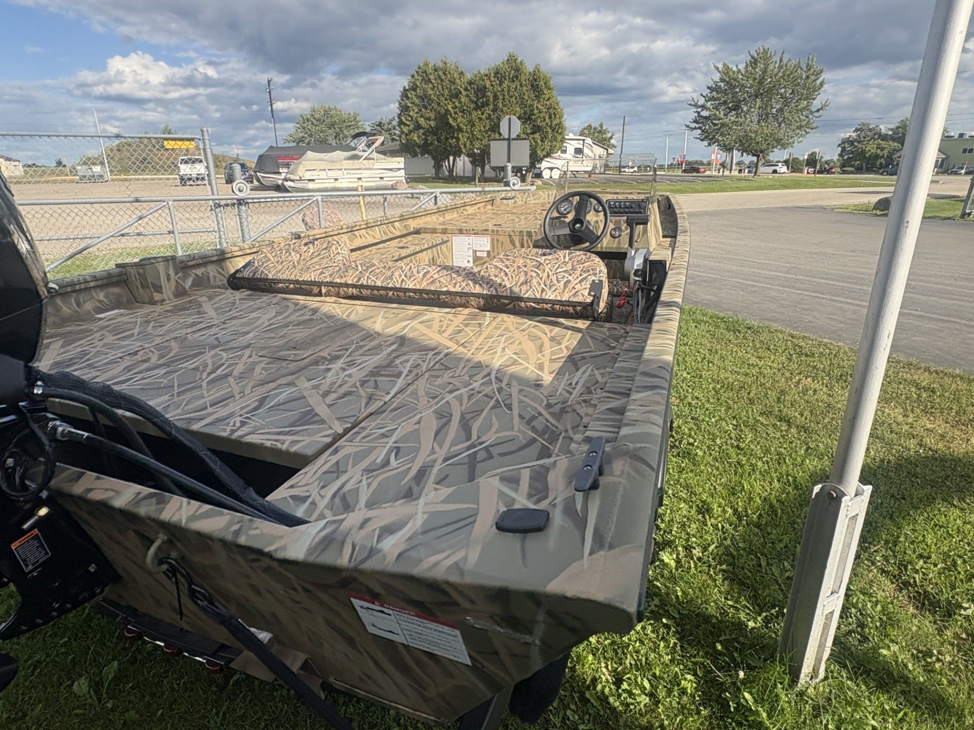 2026 Crestliner 2070 RETRIEVER SIDE CONSOLE HEAVY DUTY - 6