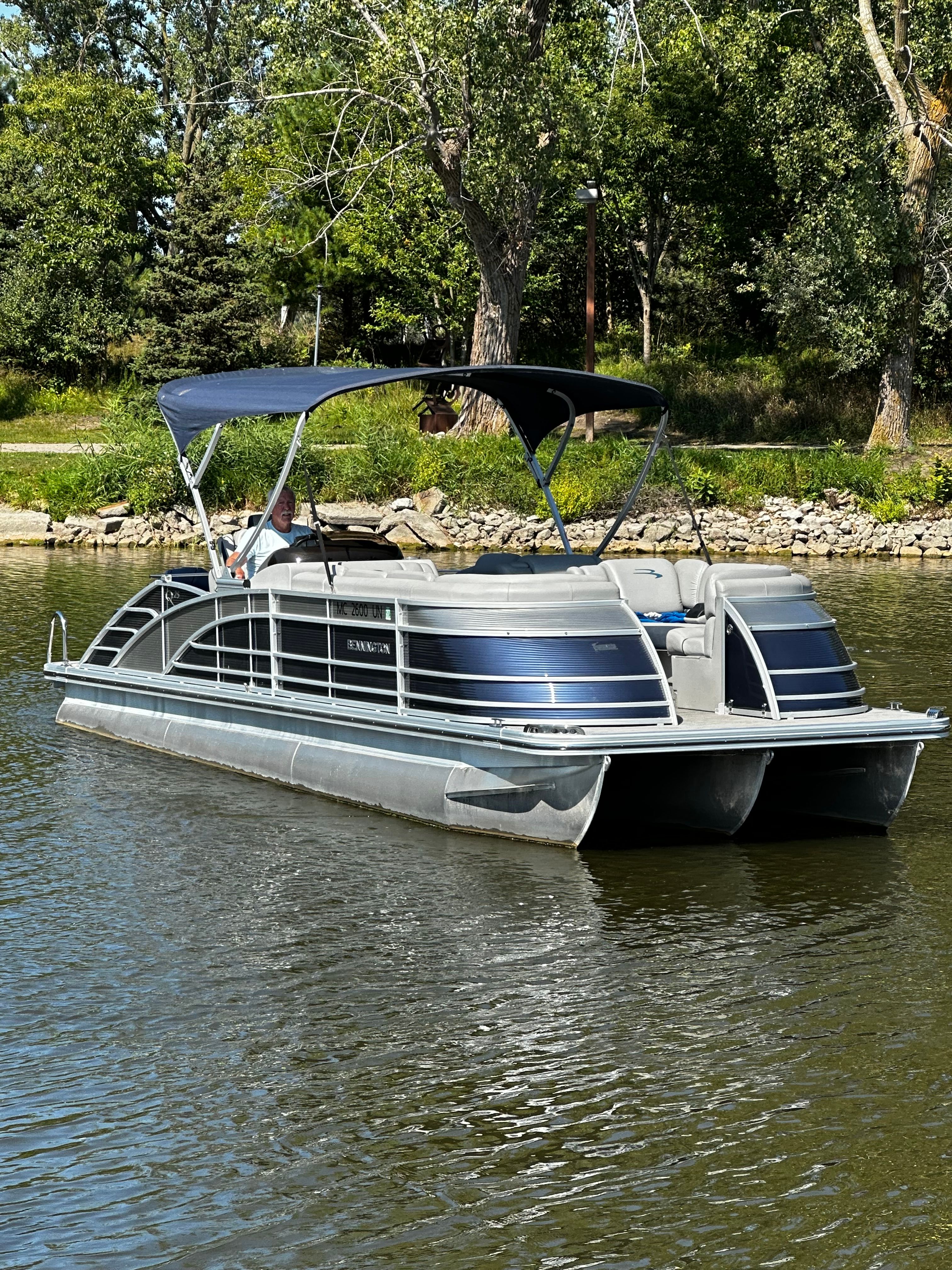 2021 Bennington 25 QSB - 2