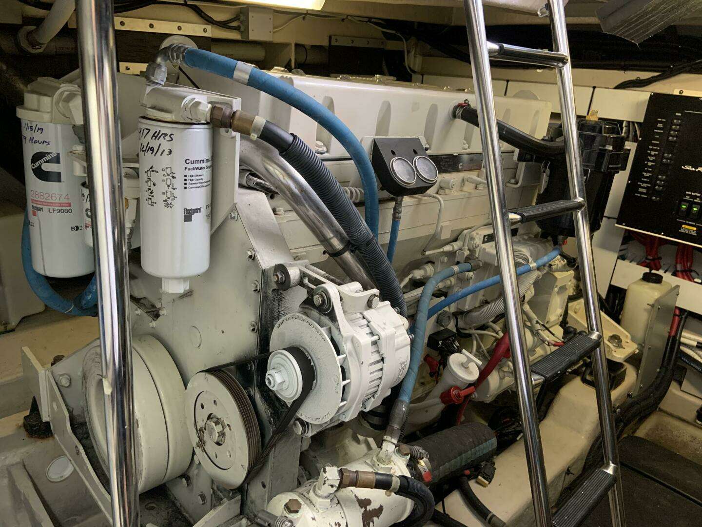 2005 Sea Ray 500 Sundancer - Image 41