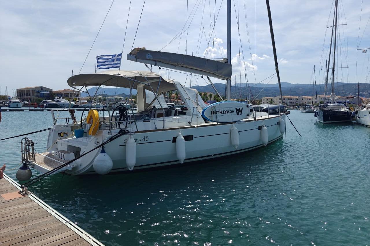 2016 Beneteau Oceanis 45