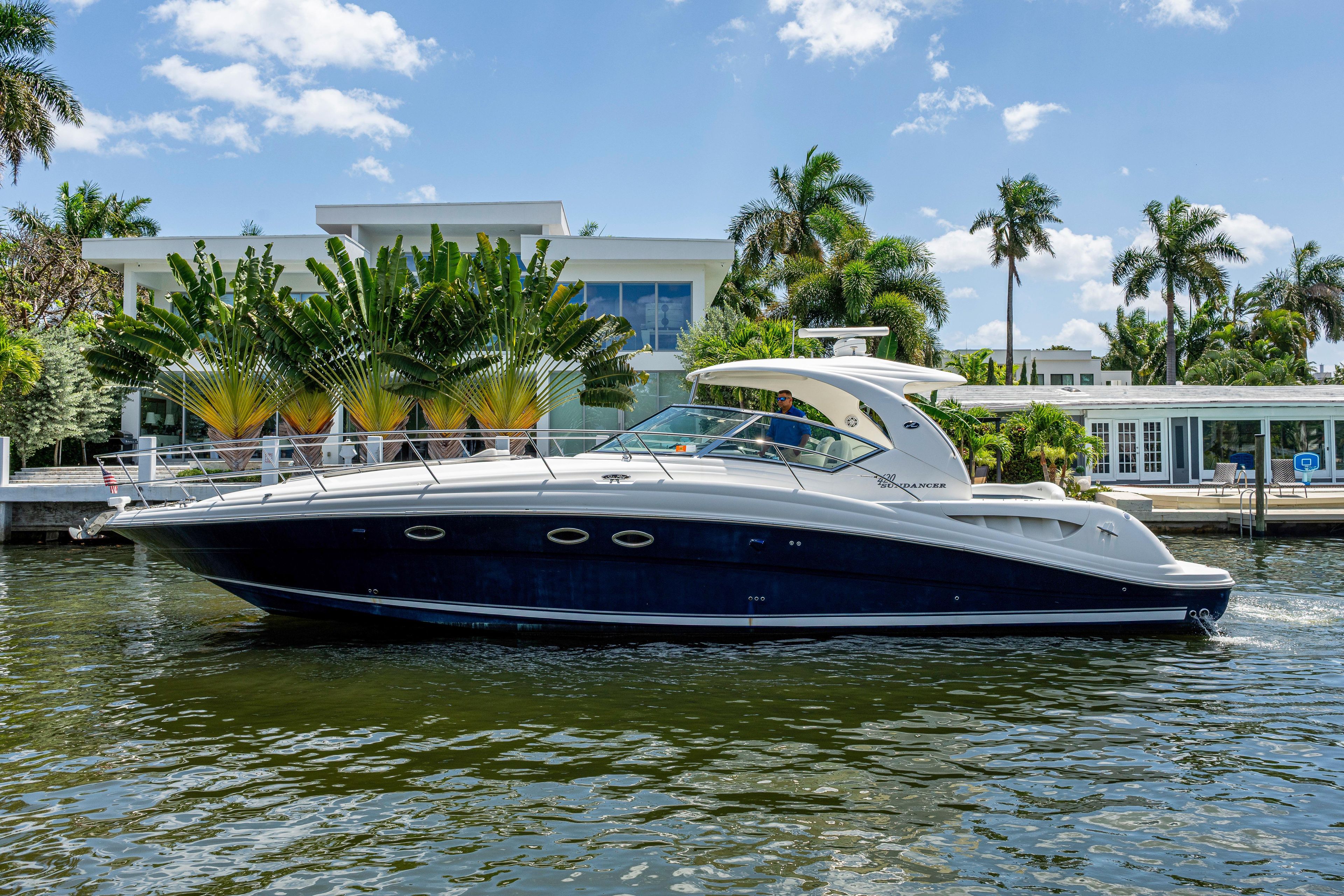 2005 Sea Ray 420 Sundancer