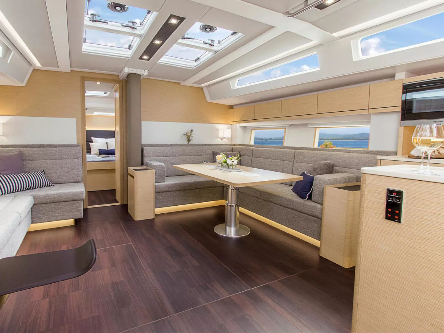 2025 Hanse 548 - Image 15