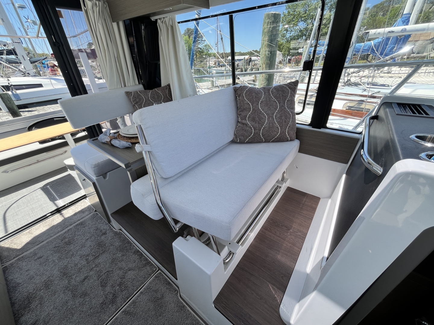 2025 Jeanneau 1095 - Image 3