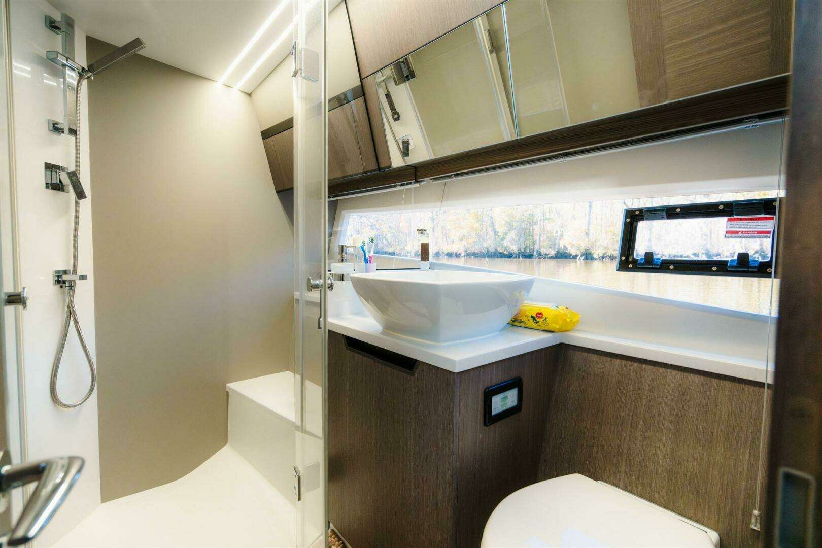 2023 Galeon 425 HTS - Image 14