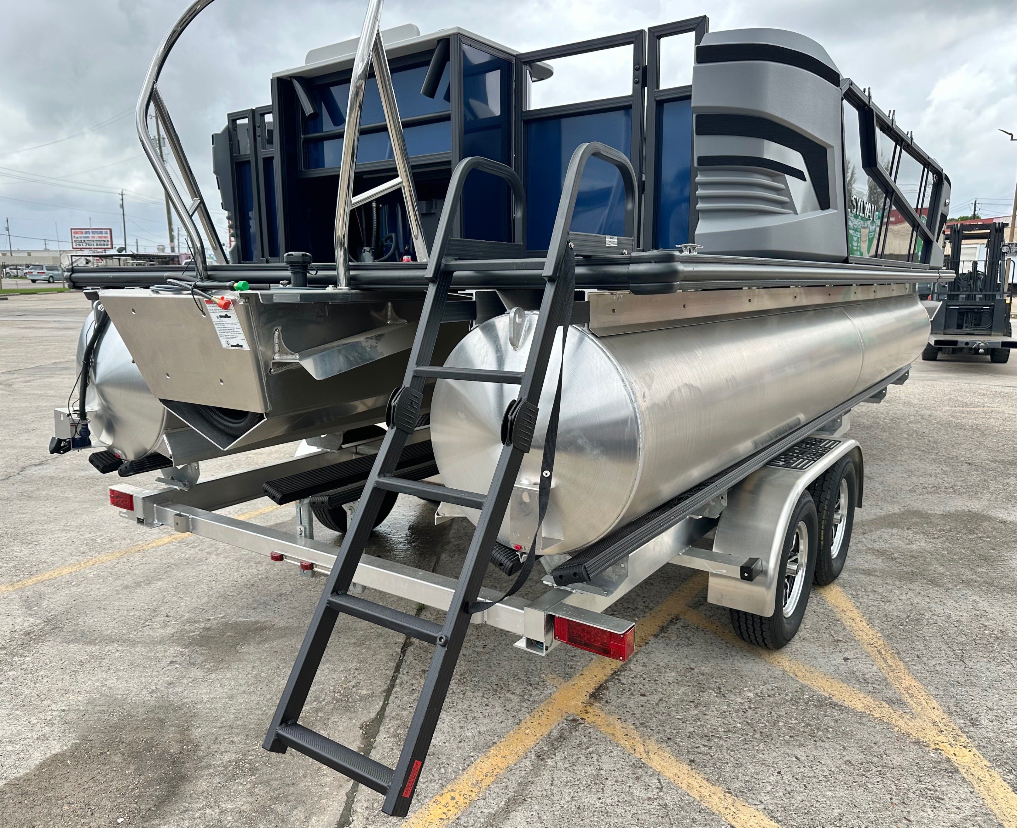 2026 Sylvan R22 Party Fish - 4