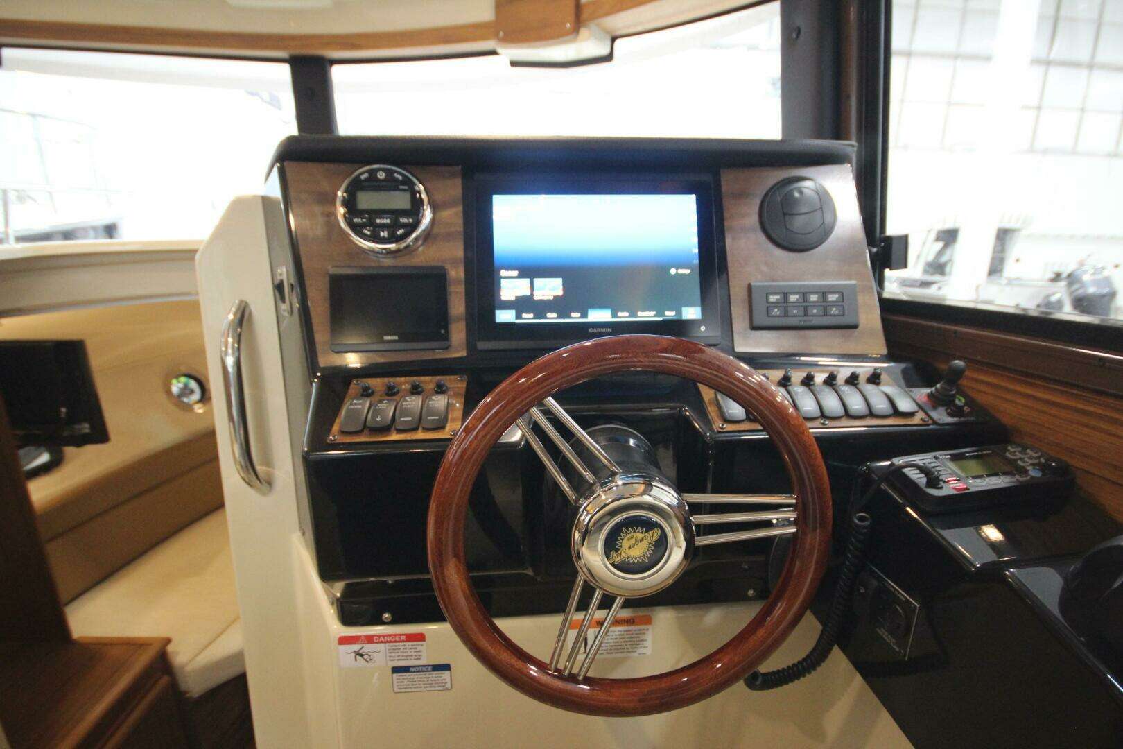 2026 Ranger Tugs R-25 Luxury Edition - Image 32