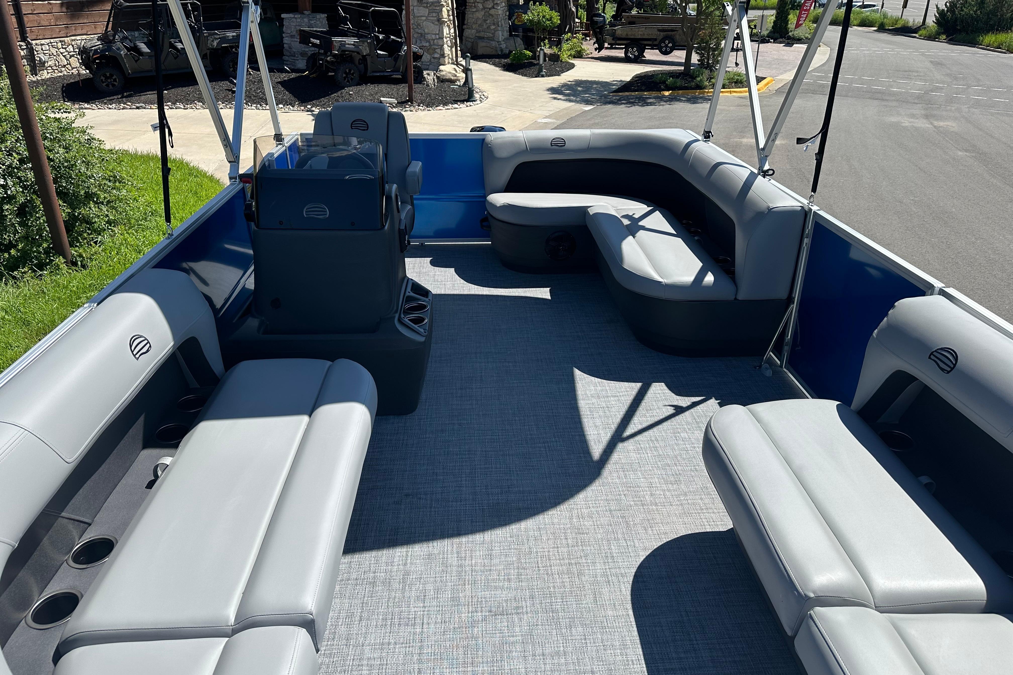 2026 Sun Tracker Party Barge 16 DLX with spacious seating and modern design.