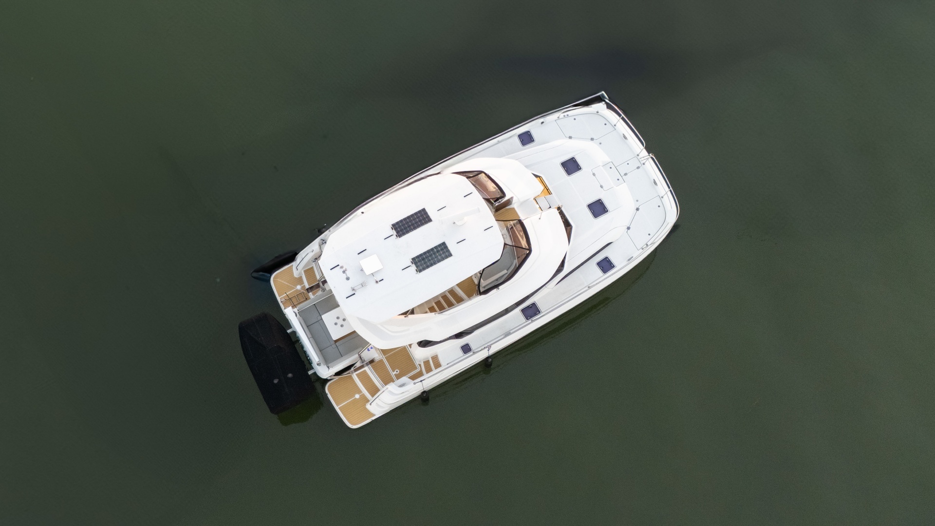 2021 Aquila 44 - Image 4