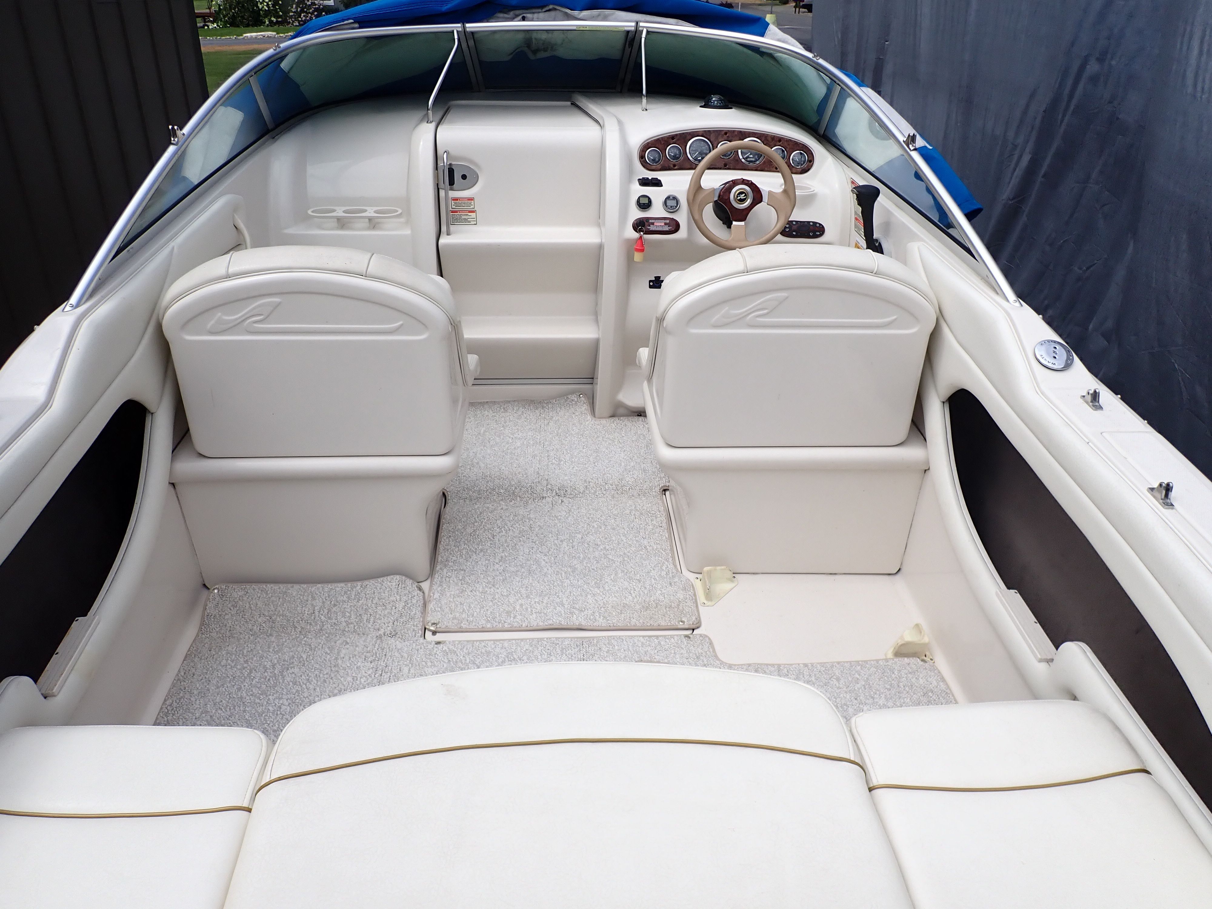 2002 Sea Ray 225 Weekender - 9