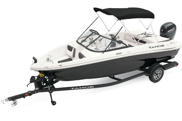2025 Tahoe 200 S - 14