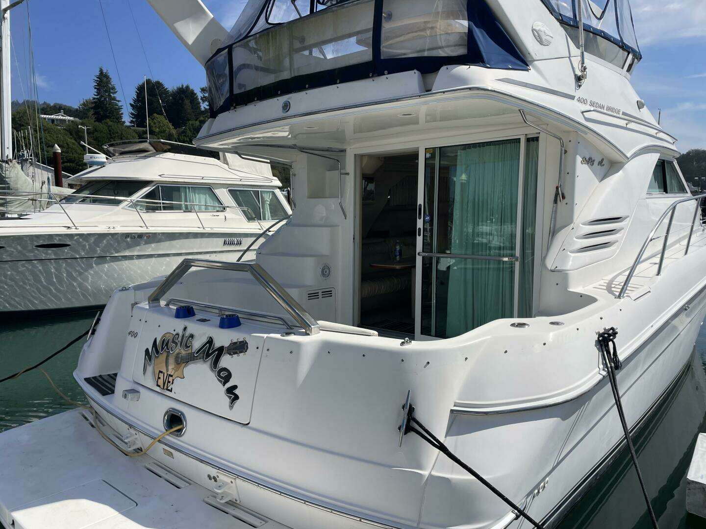 2000 Sea Ray 400 Sedan Bridge - Image 5