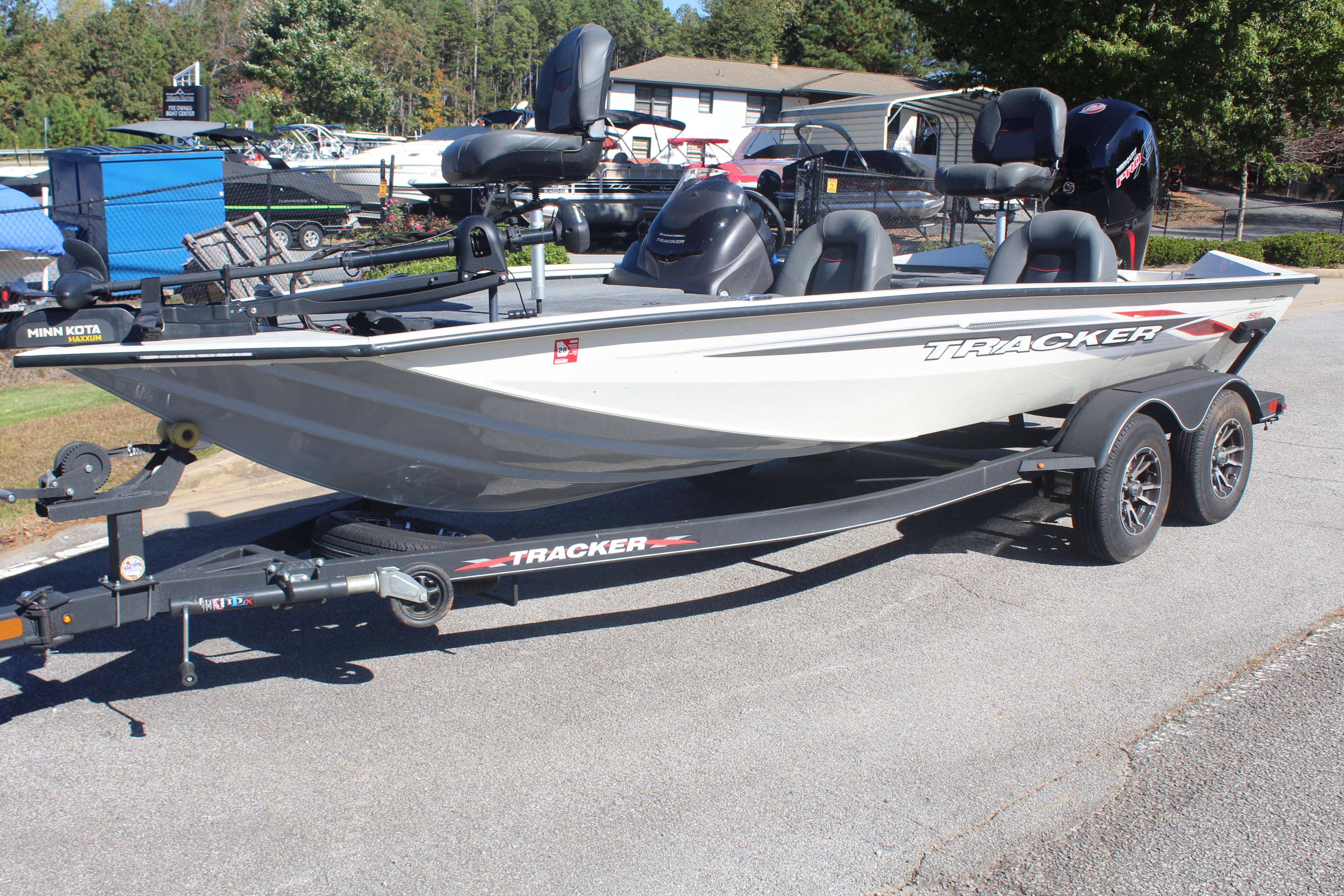 2023 Tracker Pro Team 195 TXW - 2