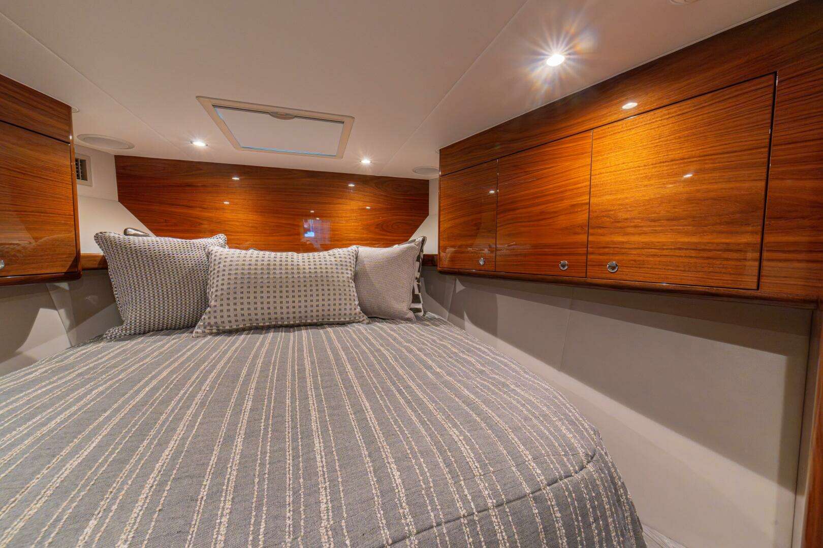 2025 Viking 46 Billfish - Image 62