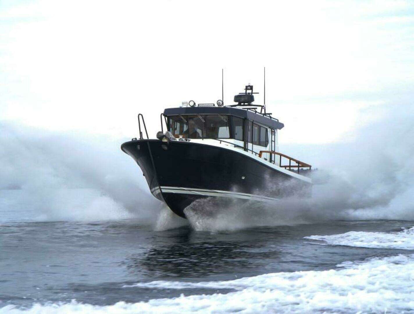 2027 Targa 32 - Image 18