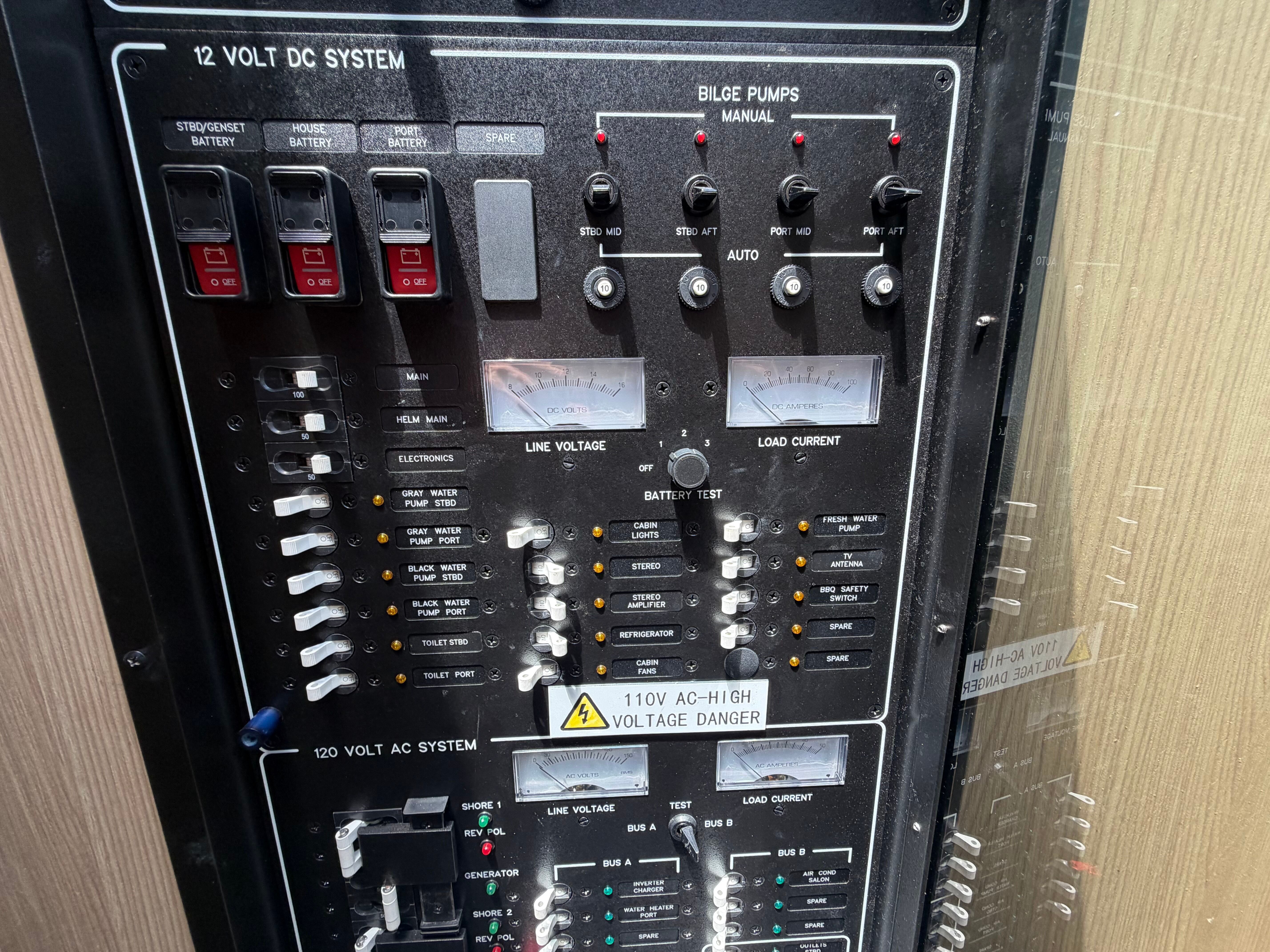 2020 AQUILA 36 SP - Image 32