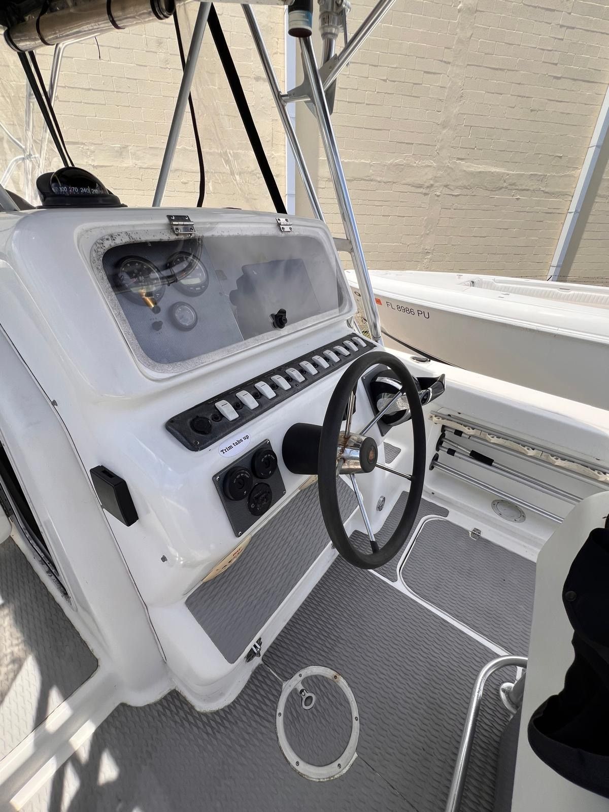 1998 Century Sport Cabin - 16