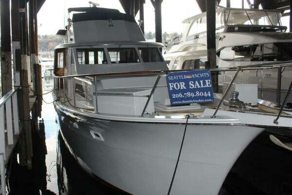 1974 Hatteras 58 Yachtfish