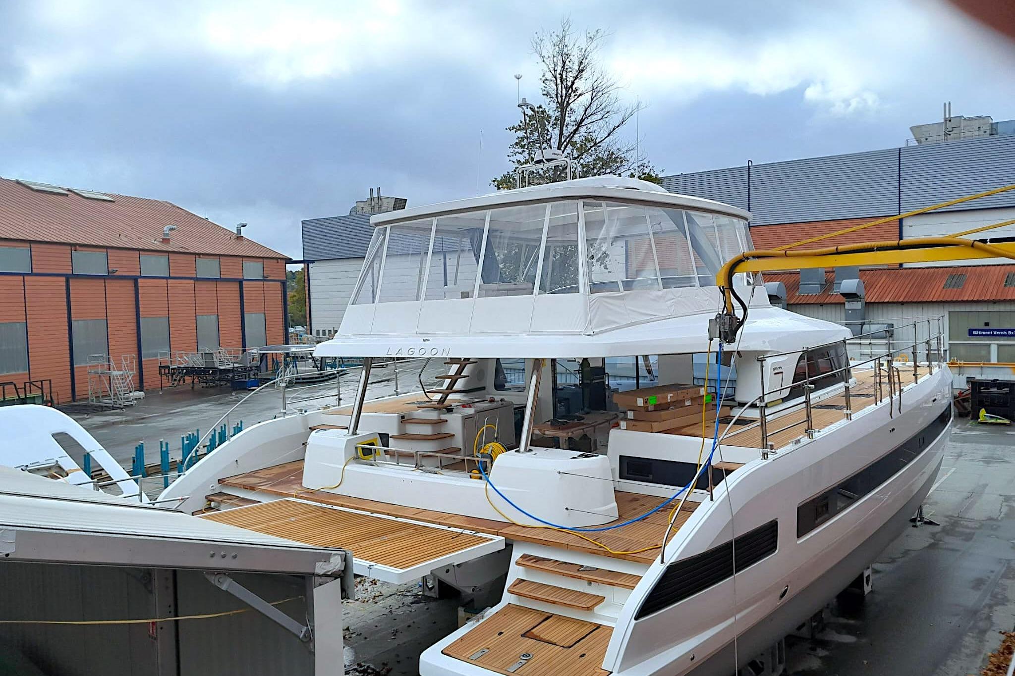 2021 Lagoon SIXTY 7