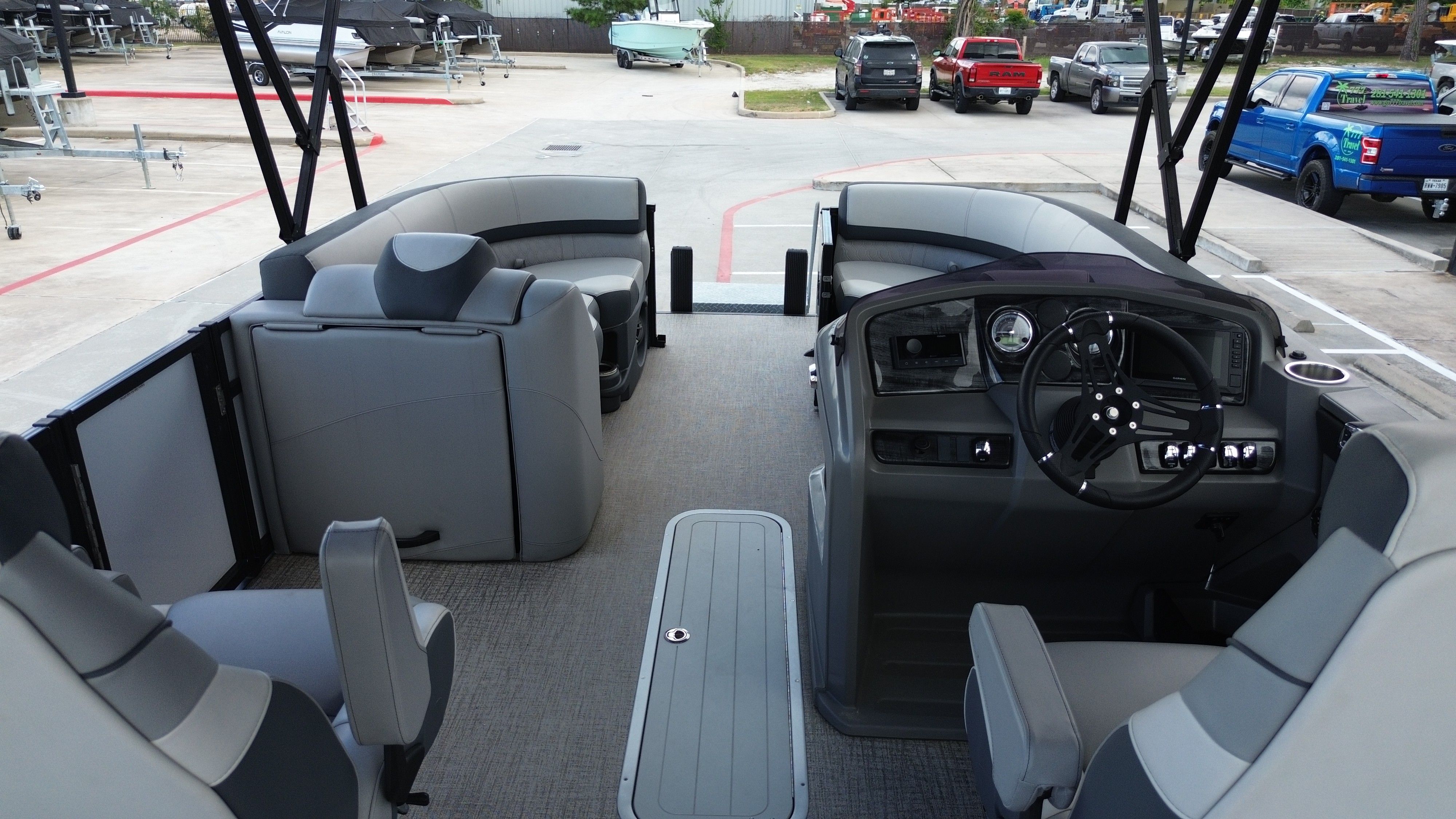 2025 Avalon LSZ Versatile Rear Bench - 23' - 23