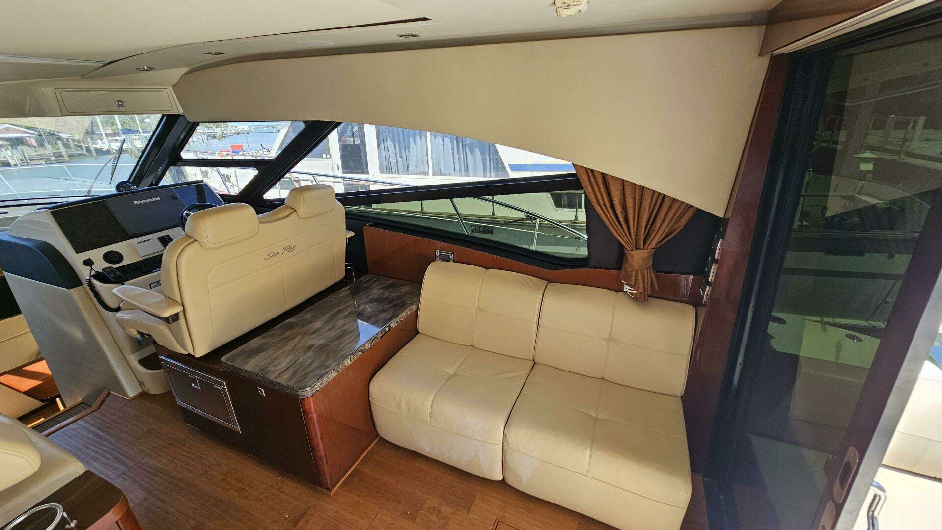 2016 Sea Ray — - Image 16