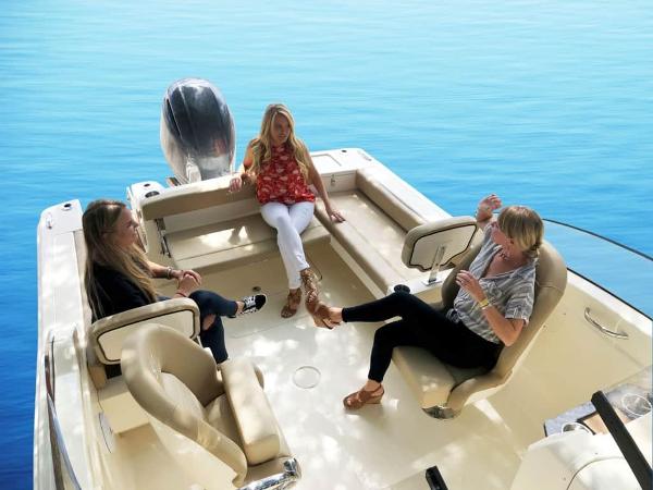 Full Aft Seating Upgrade Scout 215 Dorado 2025