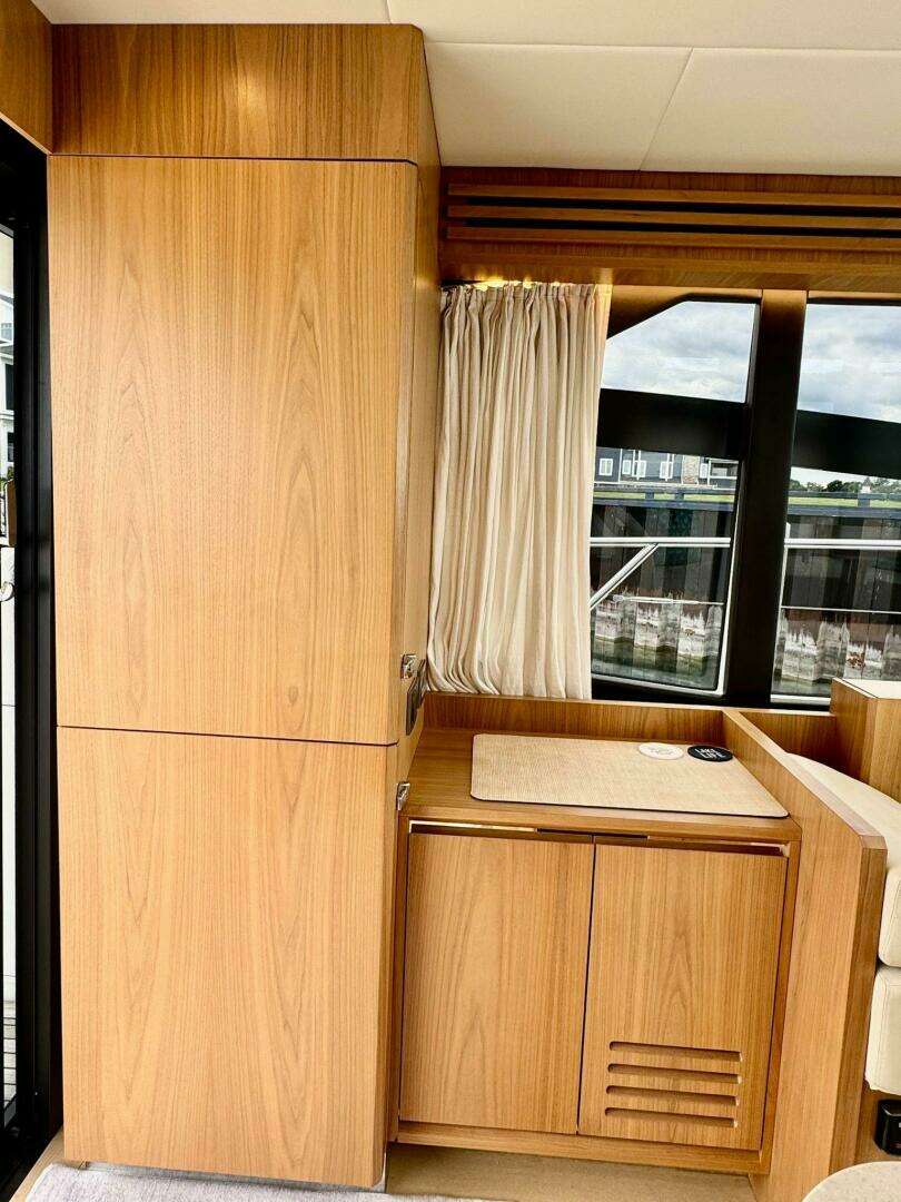 2016 Absolute 45 Sport Yacht - Image 42