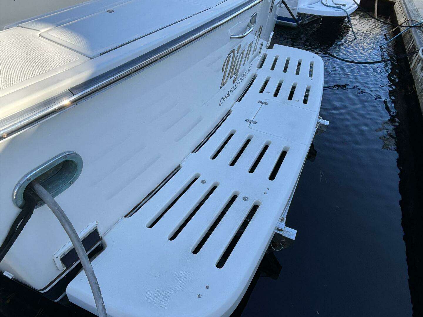 1993 Tiara Yachts 4300 Convertible - Image 12