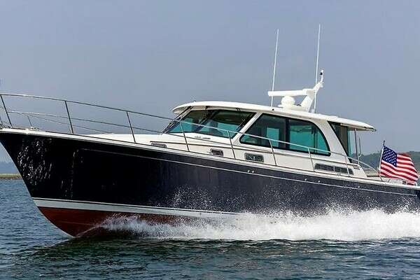 2027 Sabre 45 Salon Express