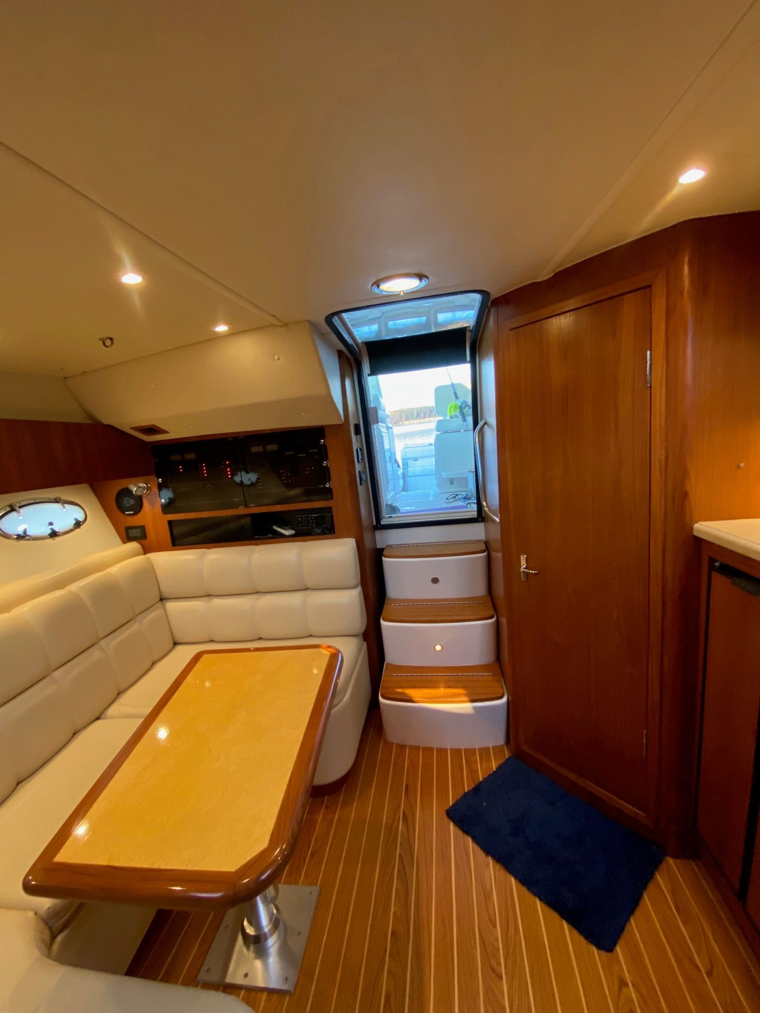 2004 Tiara Yachts 3500 Open - 7