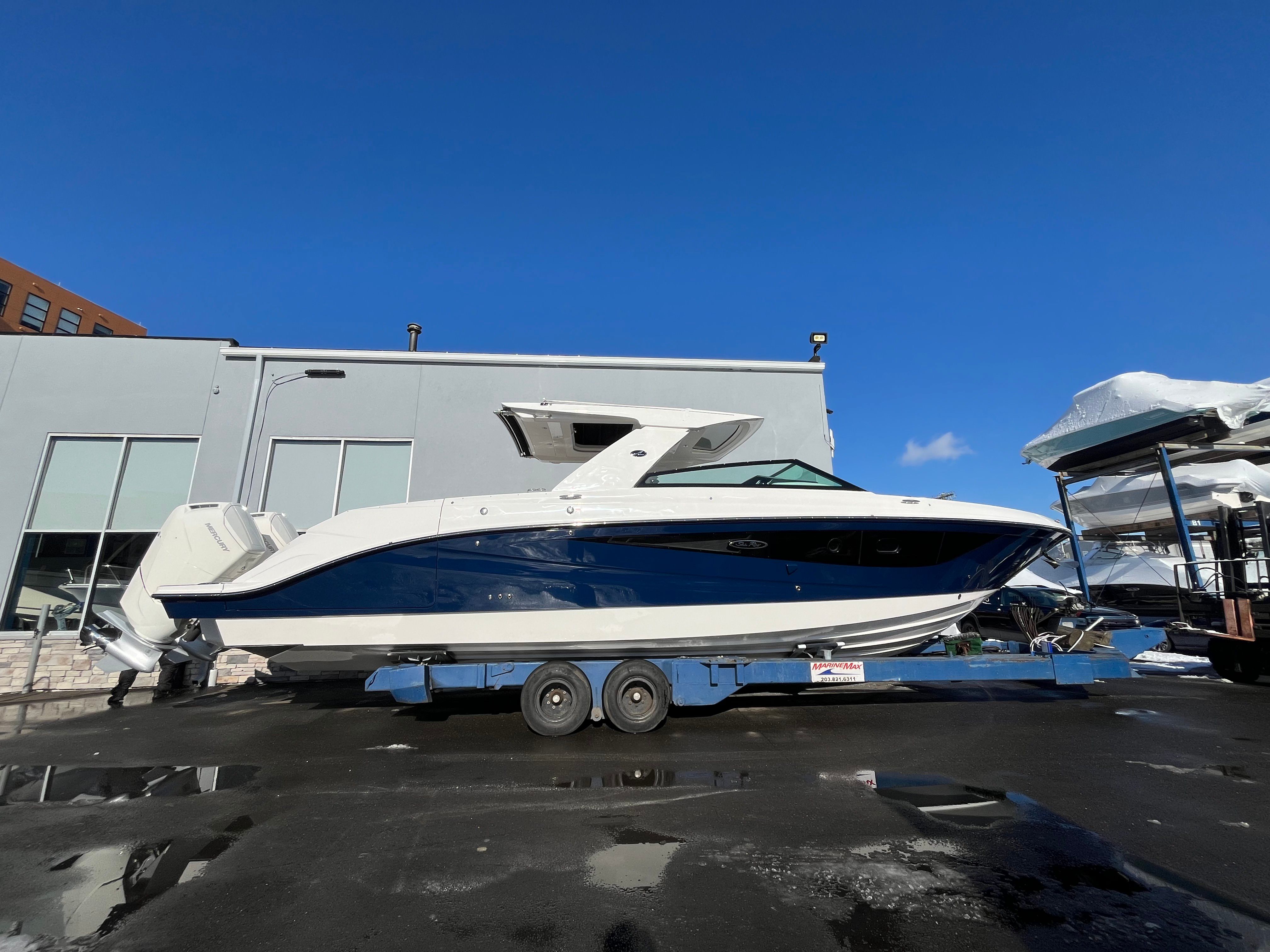 2026 Sea Ray SLX 400 Outboard