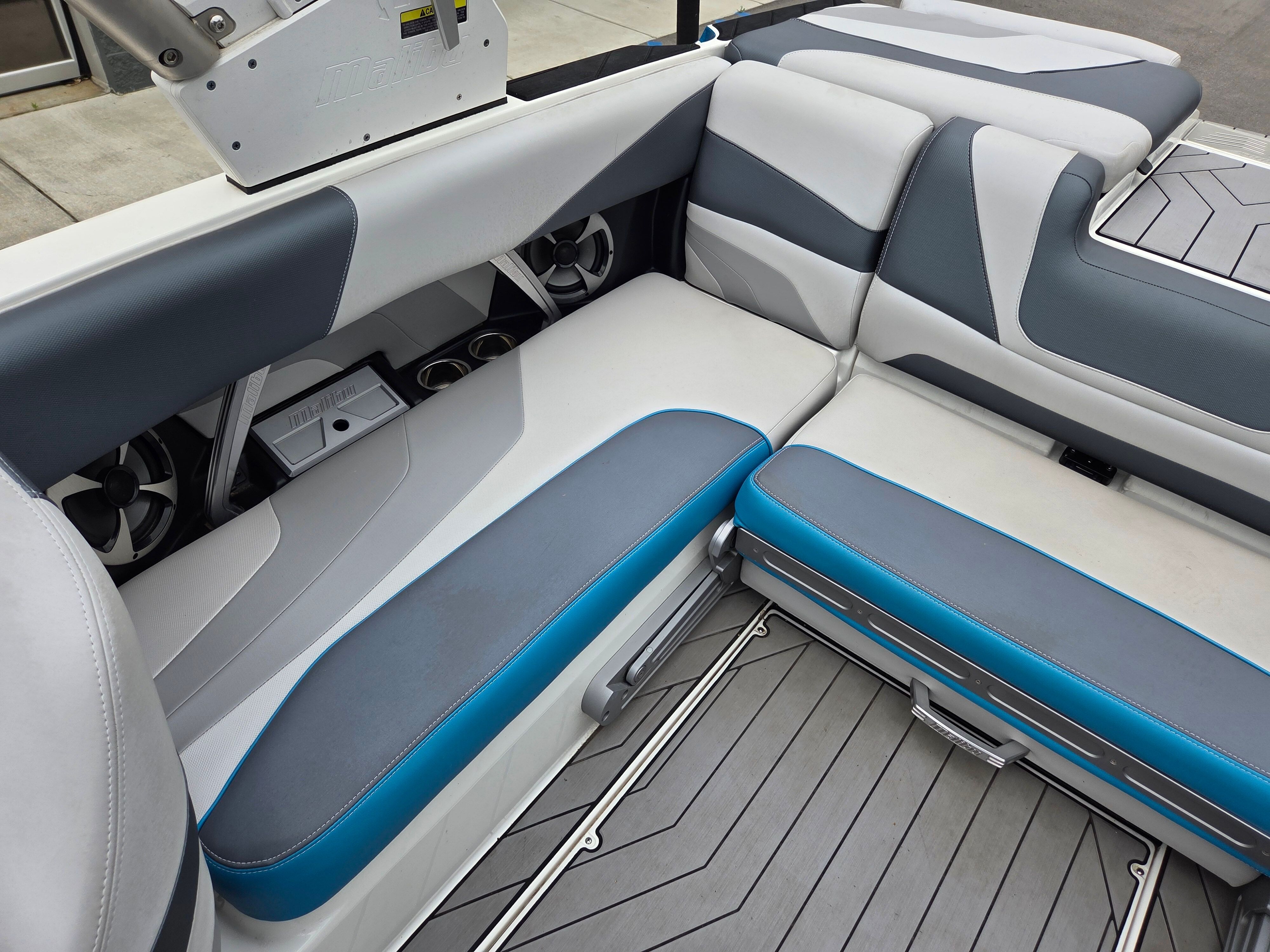 2018 MALIBU 22 MXZ - Image 11