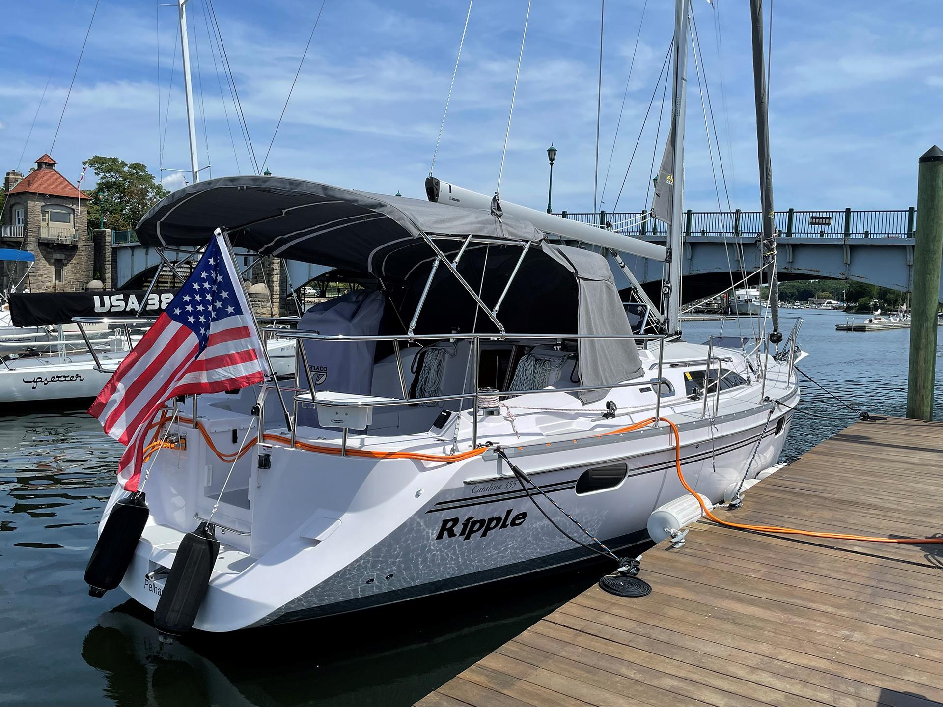 2021 Catalina 355