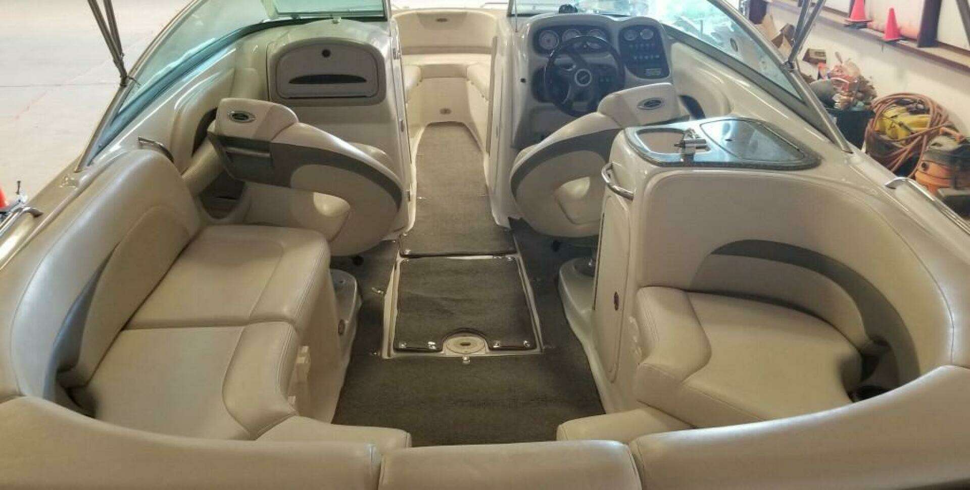 2006 Chaparral 256 SSi - Image 6
