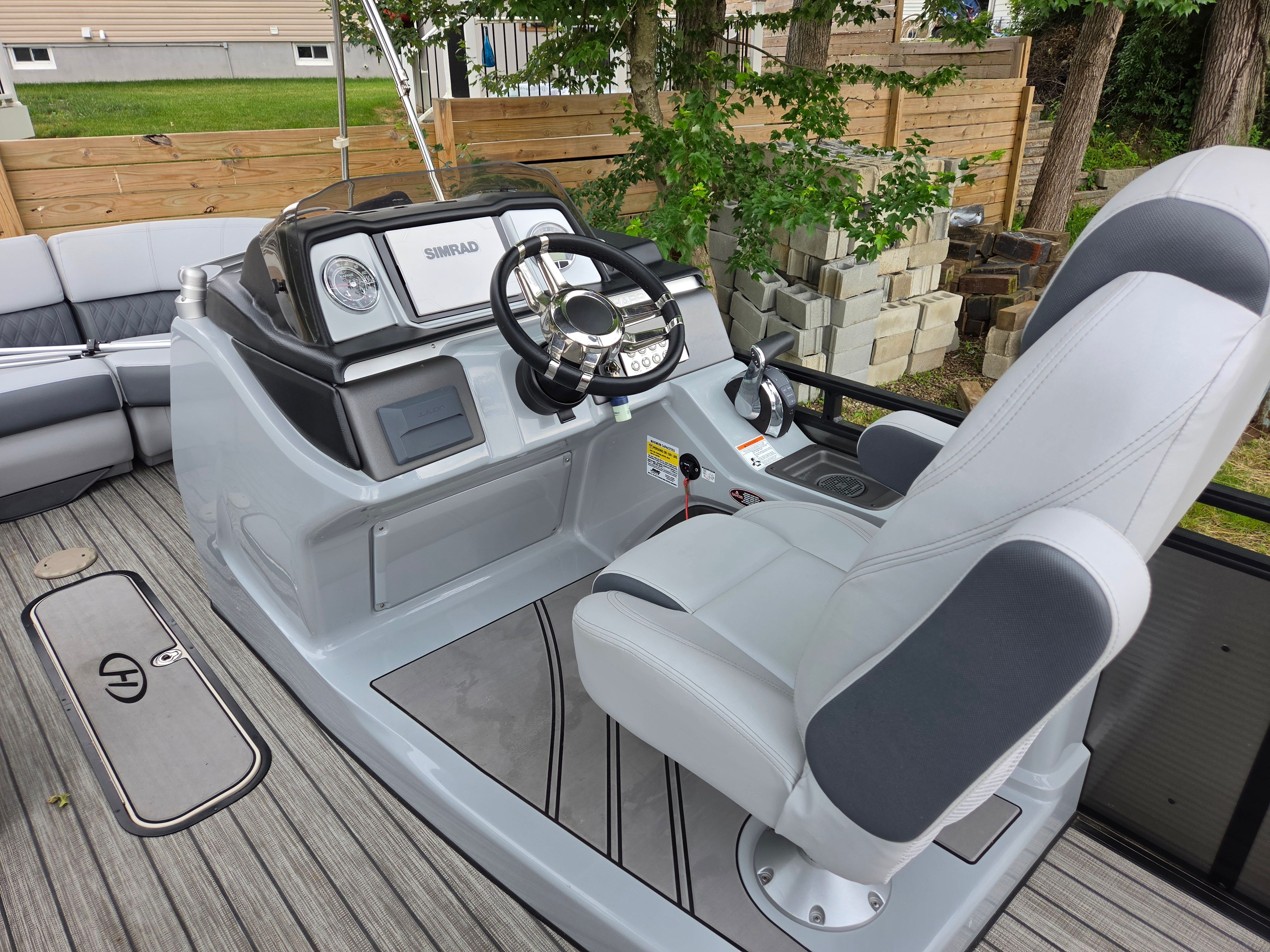 2020 Harris Solstice 230 - 36