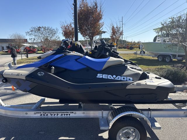 2025 Sea-Doo SPARK 1-UP 900 ACE 90 TRIXX - 3