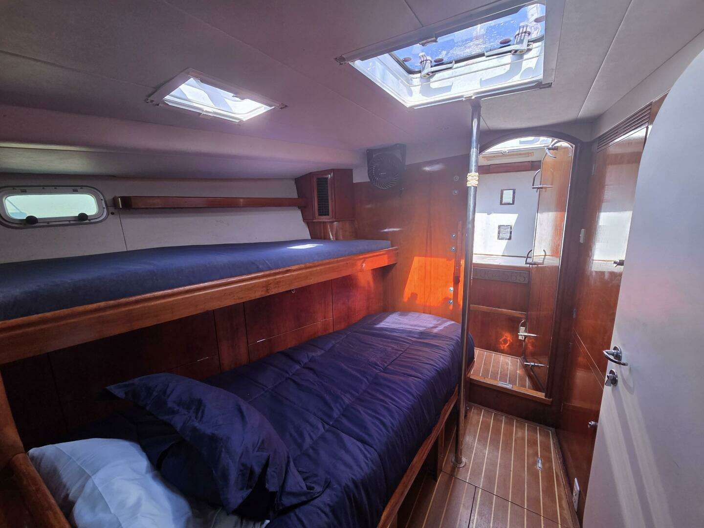 1998 Oyster 485 - Image 23